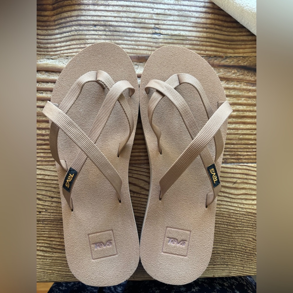 Teva Tan Sandals Comfortable Outdoor Footwear